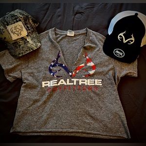 Realtree cropped t shirt